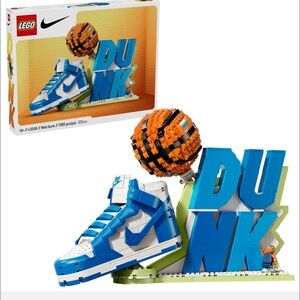LEGO Dunk x LEGO set